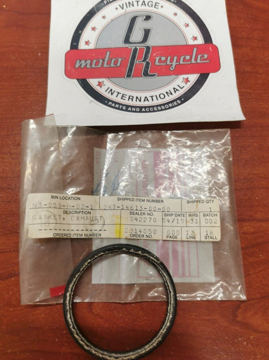 NOS YAMAHA YZ250C D E EXHAUST PIPE GASKET 2K7-14613-09-00 Y72