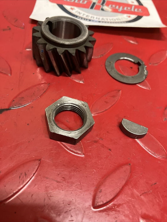 Suzuki TC125 1972 primary drive gear nut washer