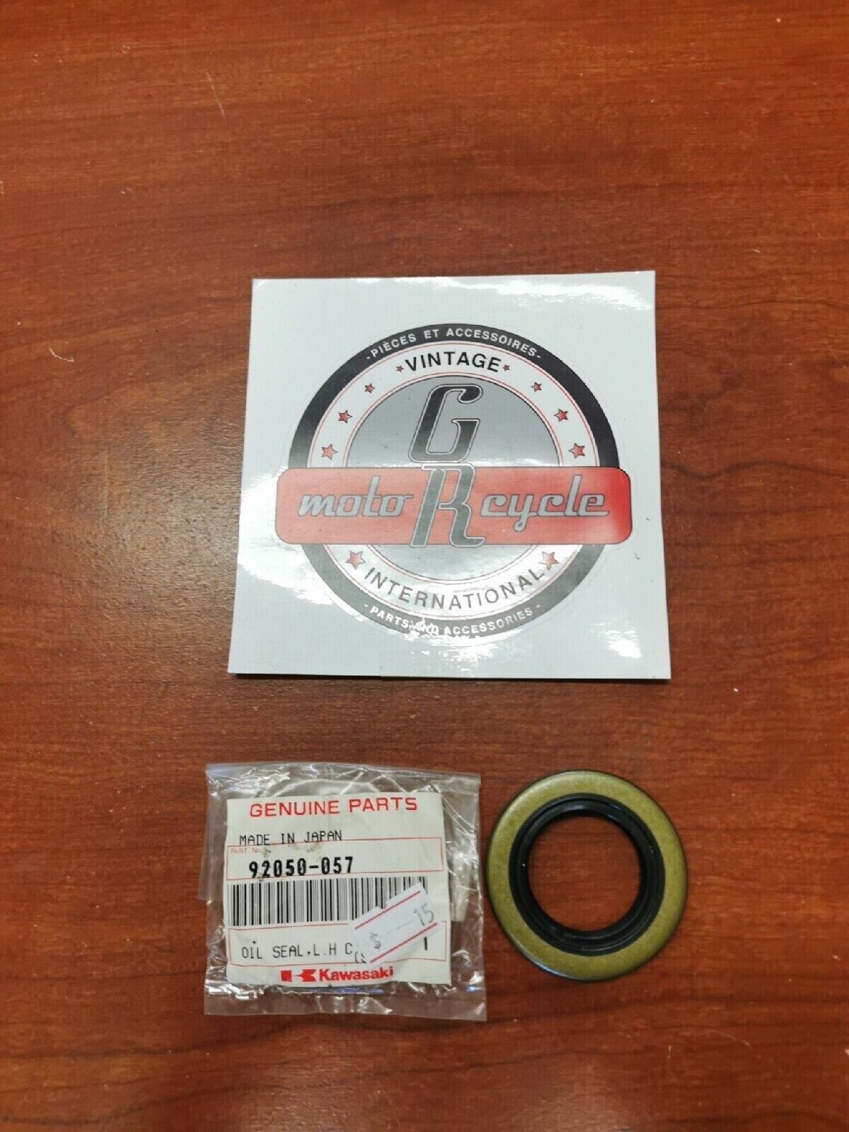 NOS Kawasaki KX420 KX500 KDX450 KX400 KDX400 F12 OIL SEAL 92050-057 K27