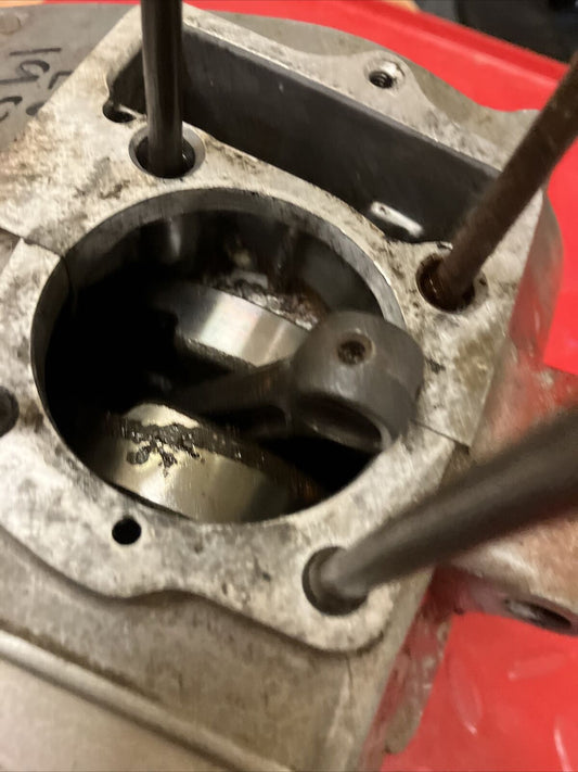 Honda XL80S 1982 engine motor bottom end crankcase crankshaft transmission