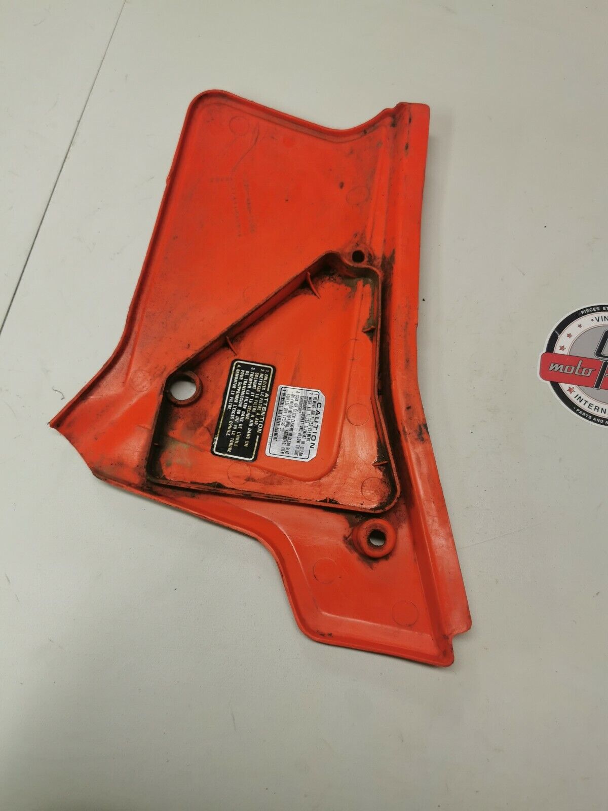 Honda XR200R 1984 Left side airbox cover panel number plate 1985 XR250R G