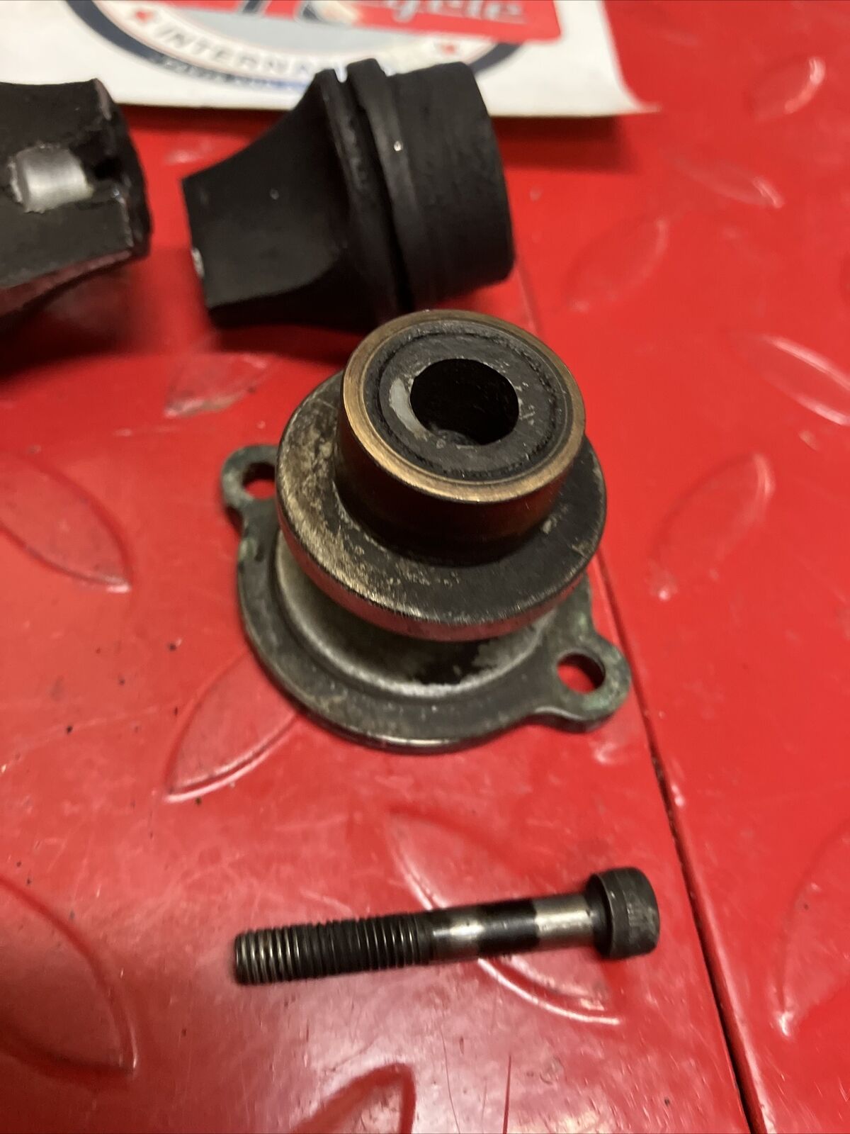Yamaha YZ125 1983 exhaust power valve holder