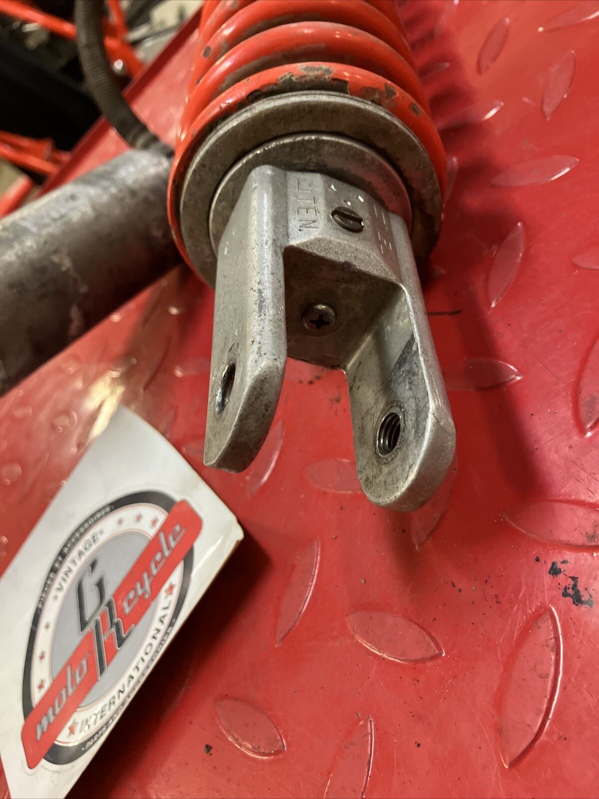 Honda CR250R 1984 rear shock absorber damper cushion 2