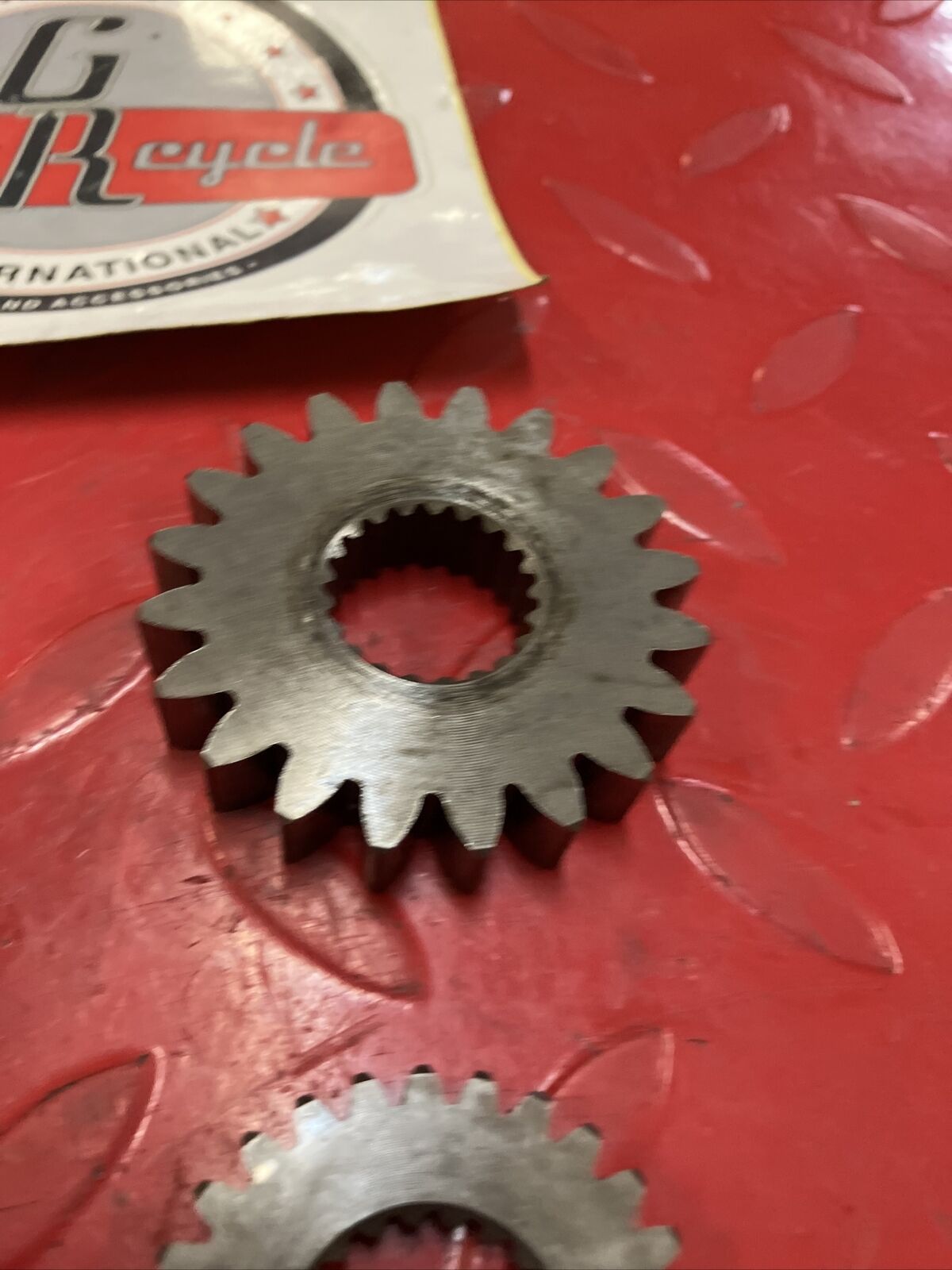 Honda CR250R 1982 primary water pump drive gear 19231-KA4-000