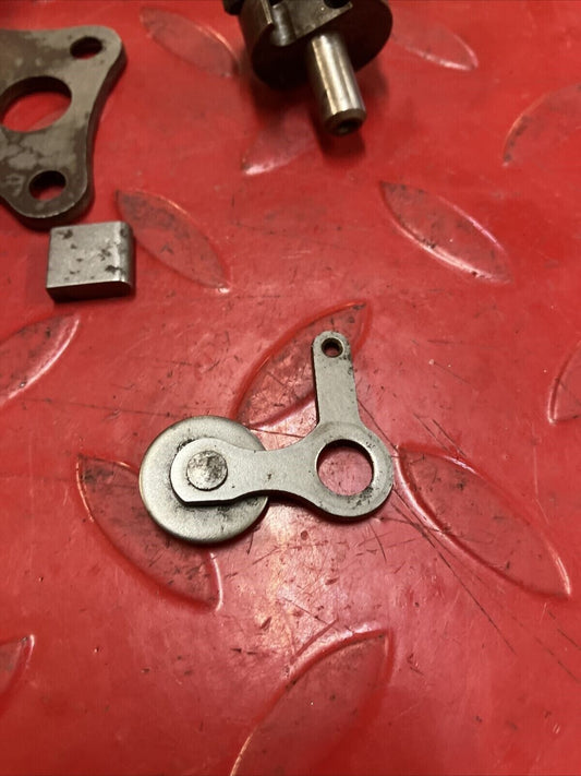 Kawasaki KX125 1983 transmission gearshift gear shift drum ratchet 13216-1020