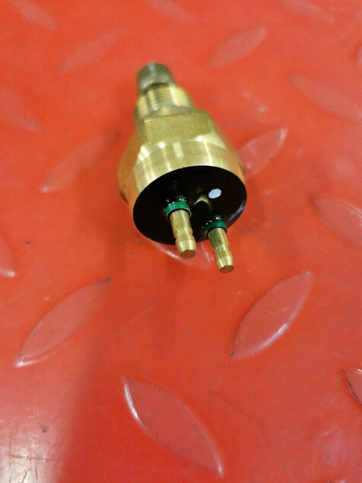 NOS HONDA GL1000 GL1200 1976 -1987 THERMOSTAT SWITCH 37760-MB9-000 H39