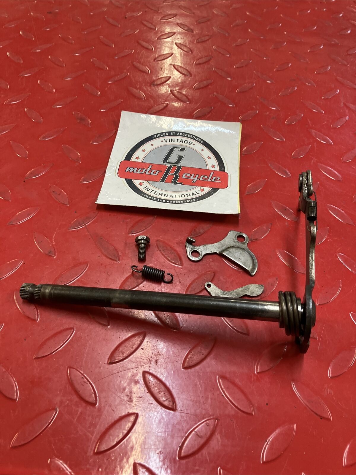 Kawasaki G4TR 1972 transmission gearshift gear shift shaft spindle