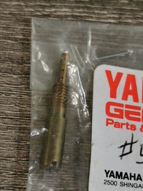 NOS YAMAHA SX700SD MM700F SX600R VX700TCDB PILOT JET 3H1-14142-50-00 Y108