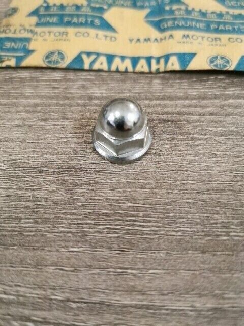 NOS YAMAHA XS500D TX500 XS500C XS500B XS500E 1978 NUT CROWN 90176-07018-00 Y151