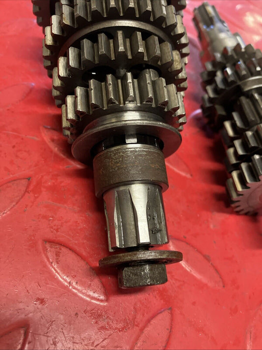 Kawasaki G5 1972 transmission mainshaft countershaft input drive gear 2