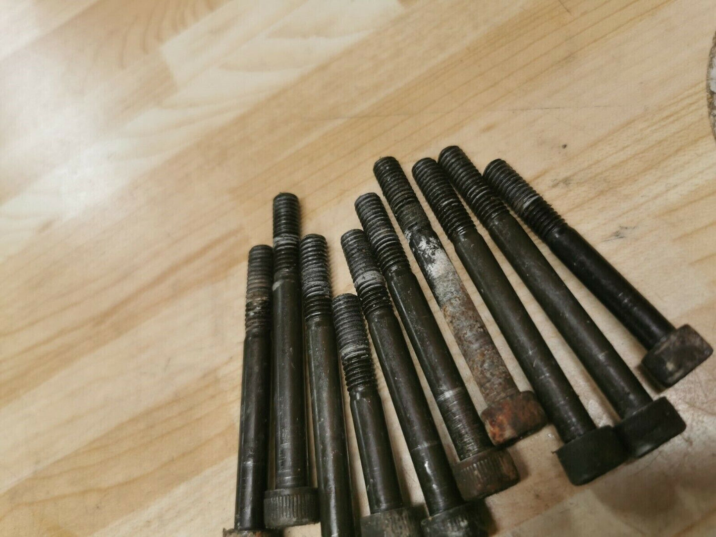 Yamaha YZ250 1983 crankcase crank case motor bottom end bolt hardware