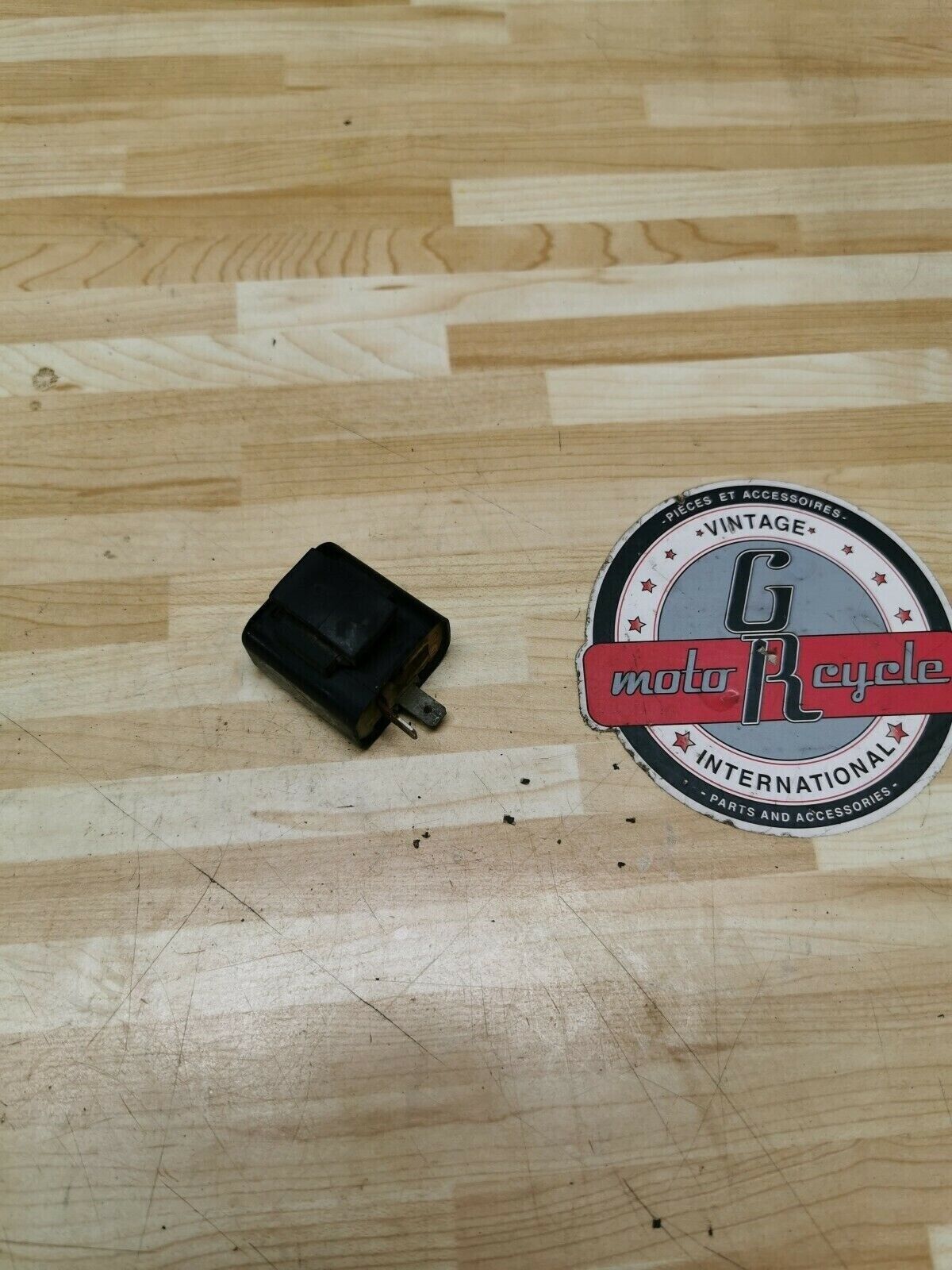 Yamaha DT200 1985 electrical turn signal flasher relay
