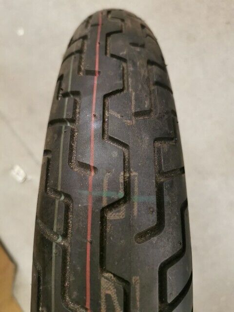 NOS DUNLOP D404F 110/90-18 M/C 61H MOTORCYCLE FRONT TIRE 45605475