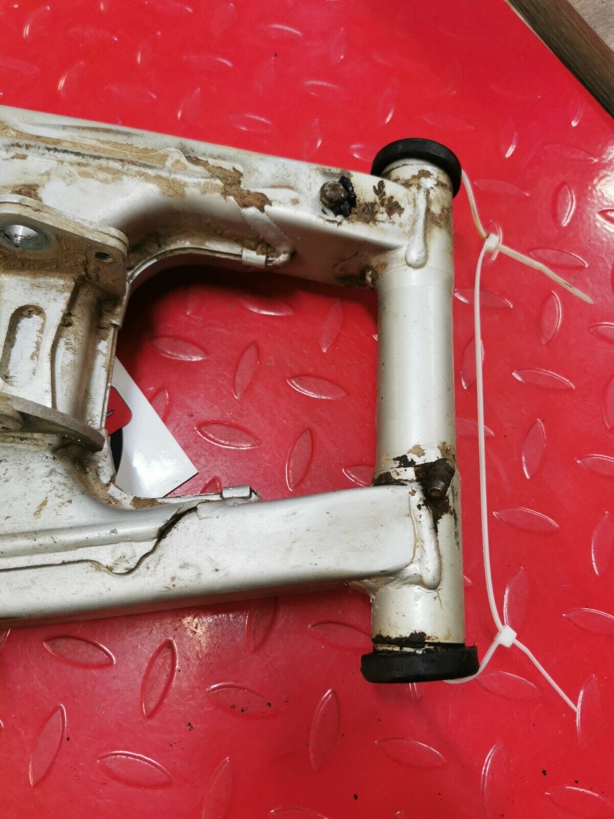 Honda XR200R 1987 swingarm rear swinging arm
