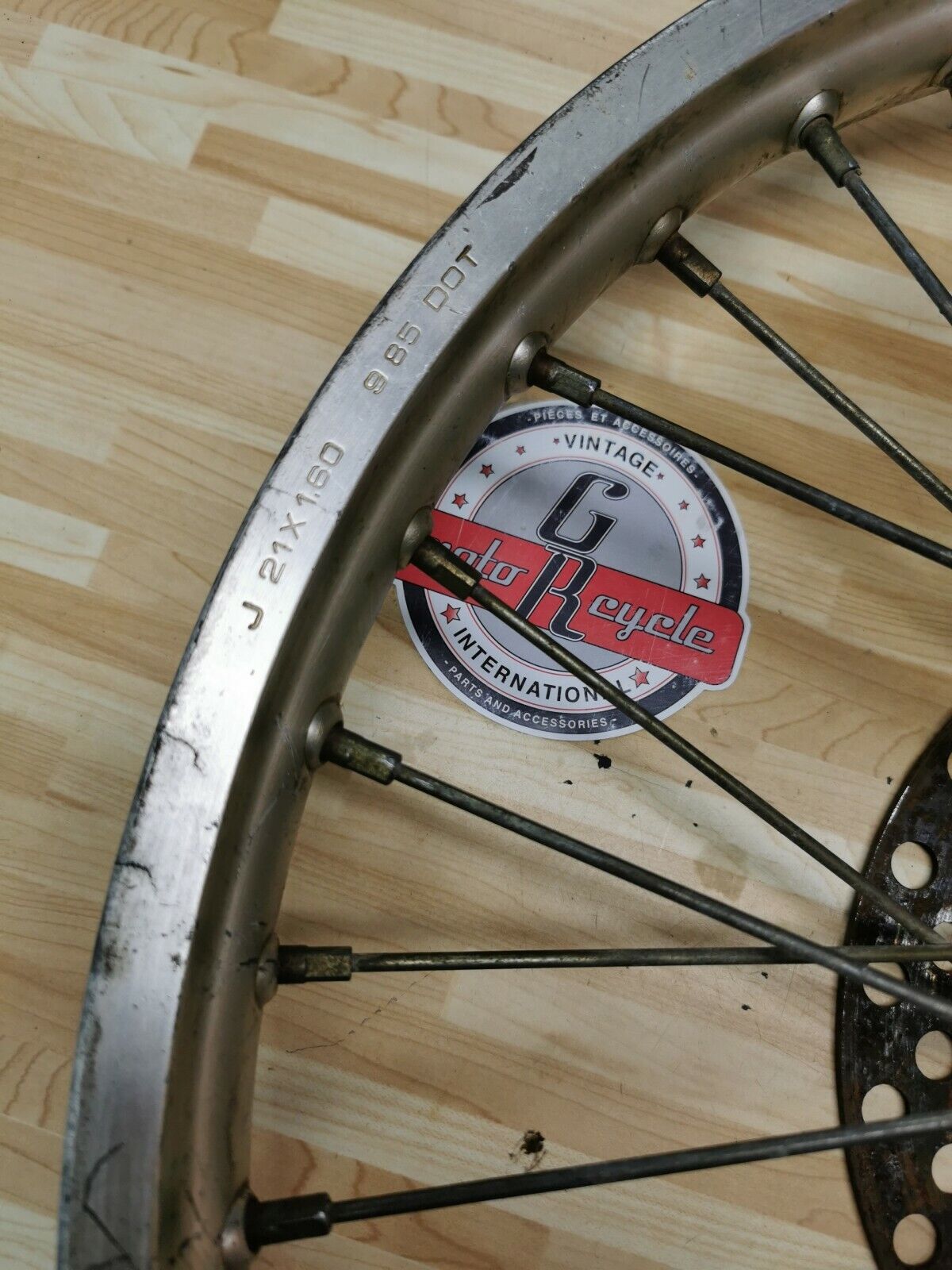 Kawasaki KDX200 1986 front wheel hub rim spoke
