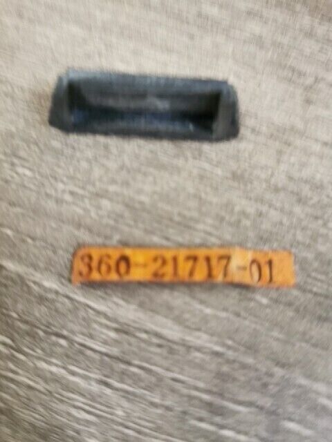 NOS YAMAHA XS500B SR185H XS750D RD250 RD350 XS650 DAMPER 360-21717-01-00 Y155