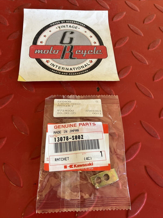 NOS Kawasaki KFX50 2003 2004 2005 2006 RECOIL STARTER RATCHET 13078-S002 K15