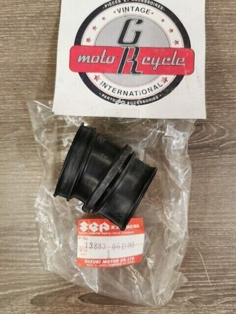 NOS SUZUKI GSXR1100 1986 - 1988 TUBE OUTLET RH 13883-06B00 S57