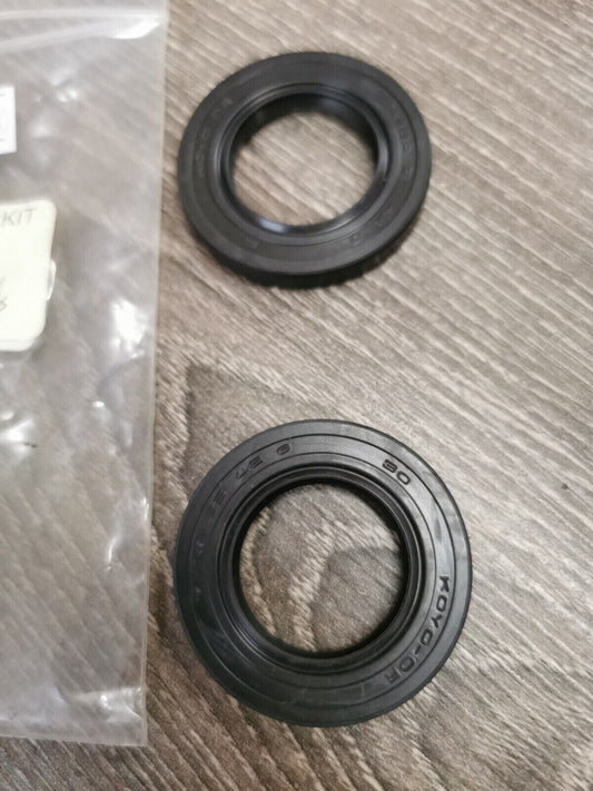 NOS Kawasaki KX125K KX250K KX500E Wheel Seal Kit 25 x 42 x 6 27-9174 J26
