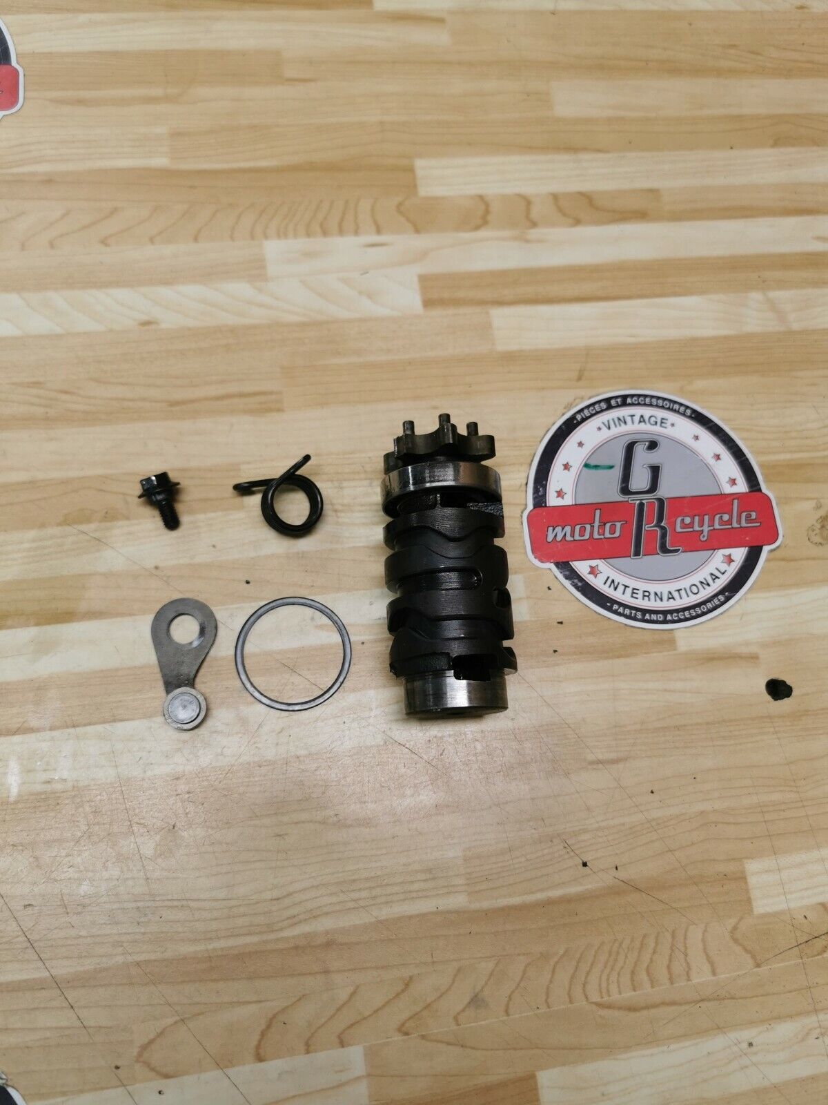 Yamaha YZ125 1986 transmission gearshift gear shift drum cam arm lever stopper