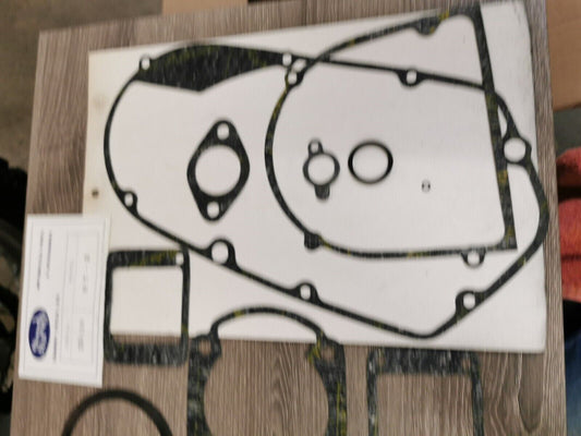 NOS CHARIOT CYCLE GASKET KIT SET INCOMPLETE MODEL RT 2 EB-126 J48