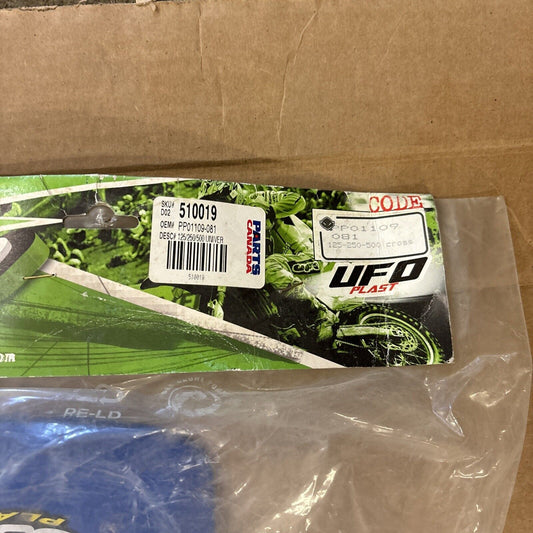NOS UF0 PLAST REAR FENDER BLUE PP01109-081