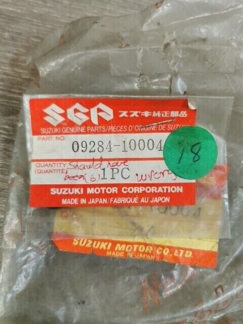 NOS SUZUKI DR370 1978 1979 PE175 1979 RM100 SEAL OIL 10X14.4X3.5 09284-10004 S37