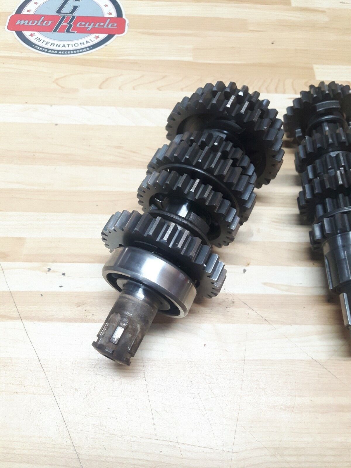 Honda CR125R 1981 transmission main counter input output shaft 23210-KA3-000 2