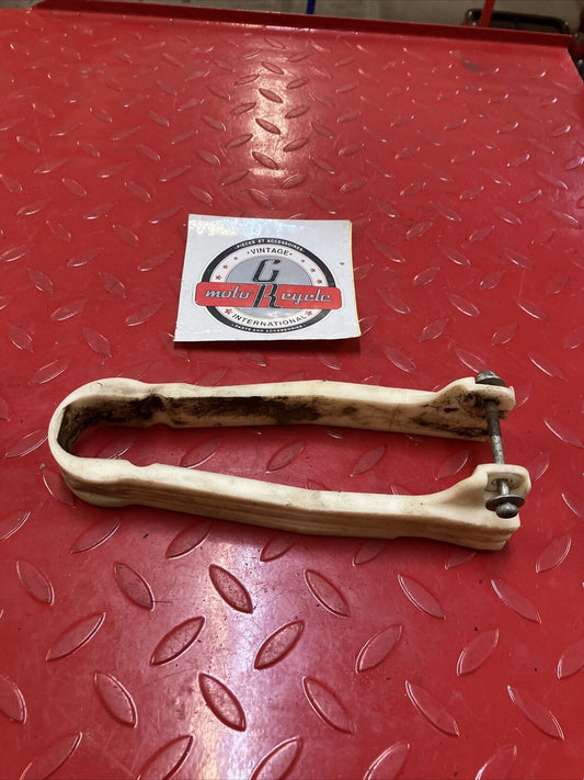 Suzuki RM125 1985 chain buffer defence slider 1984 RM250