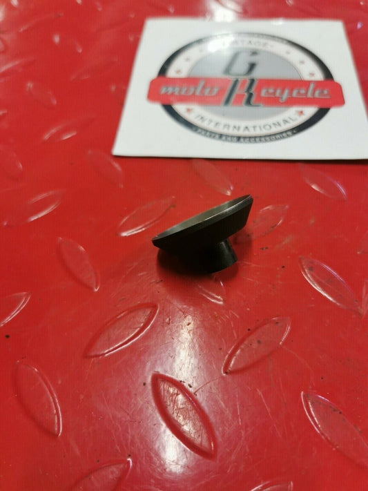 Honda CR125R 1986 waterpump water pump governor plate 2