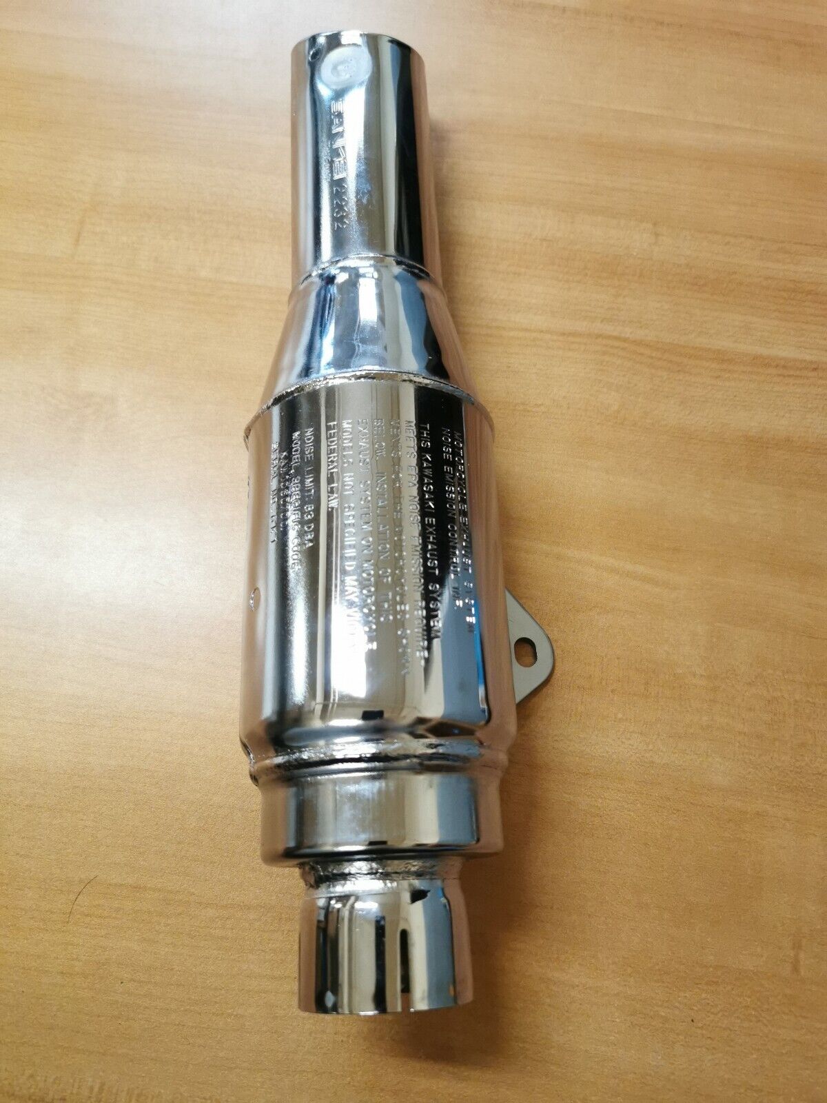 NOS KAWASAKI 1985 LTD VN700 A1 BODY COMP MUFFLER RH 18002-1563 K6