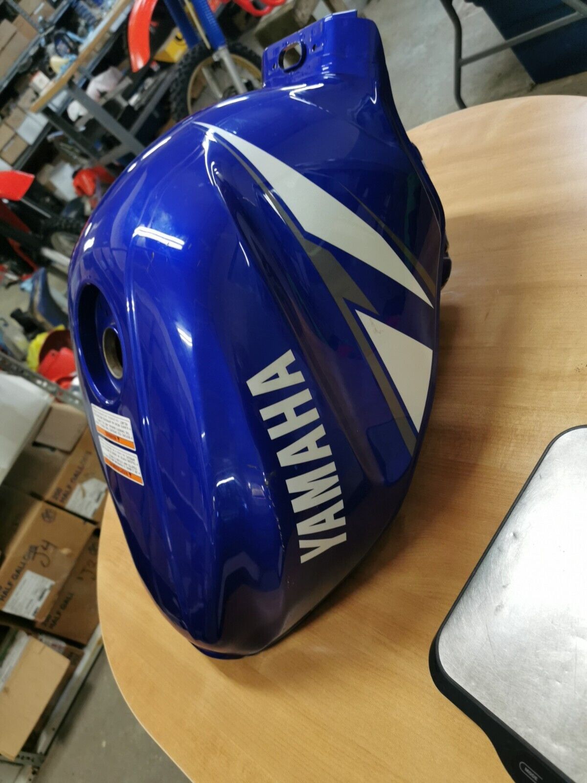 Yamaha 1999 2000 2001 2002 YZF600 YZFR6 R6 FUEL TANK
