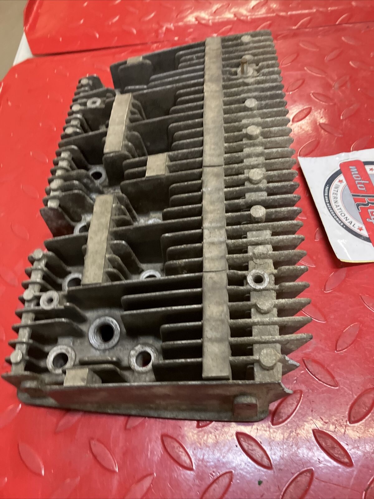 Suzuki GT380 cylinder head ram air U2