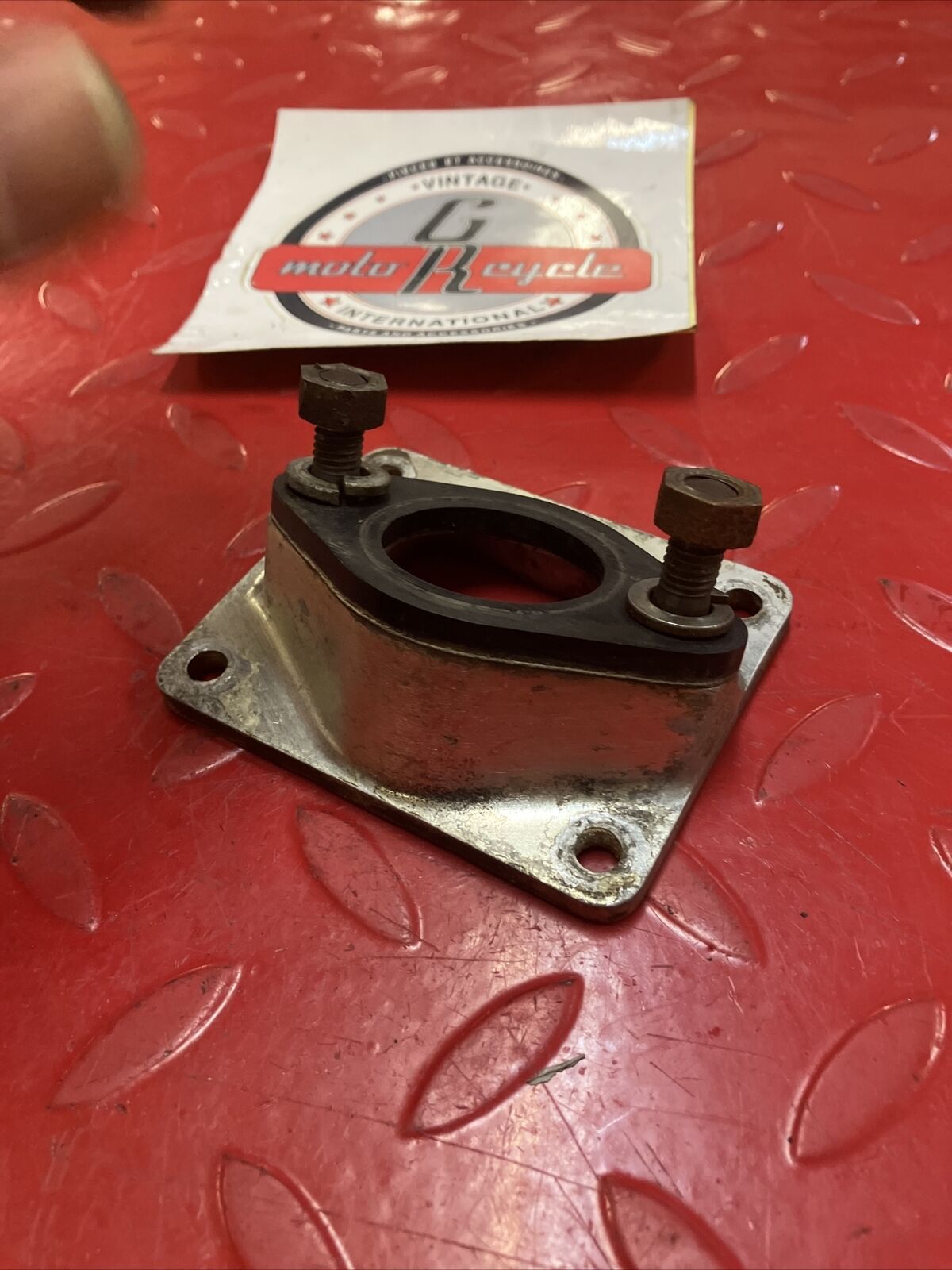 Yamaha DT2 DT250 1972 intake manifold carburetor joint intake