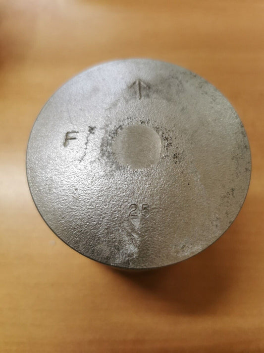 NOS YAMAHA IT175 1979 PISTON 1 O/S 0.25 2W6-11635-00-00 Y45