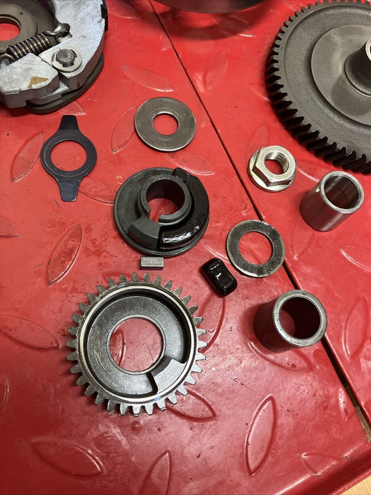 Yamaha MJ50 1982 Towny Clutch assembly carrier primary drive driven gear basket