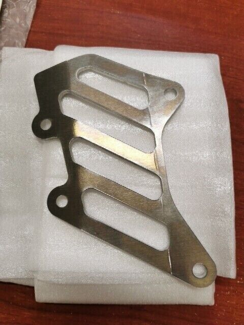 NOS Yamaha YZ125 YZ250 WR250 WR500 THRUST COVER 3JD-22128-00-00 Y101