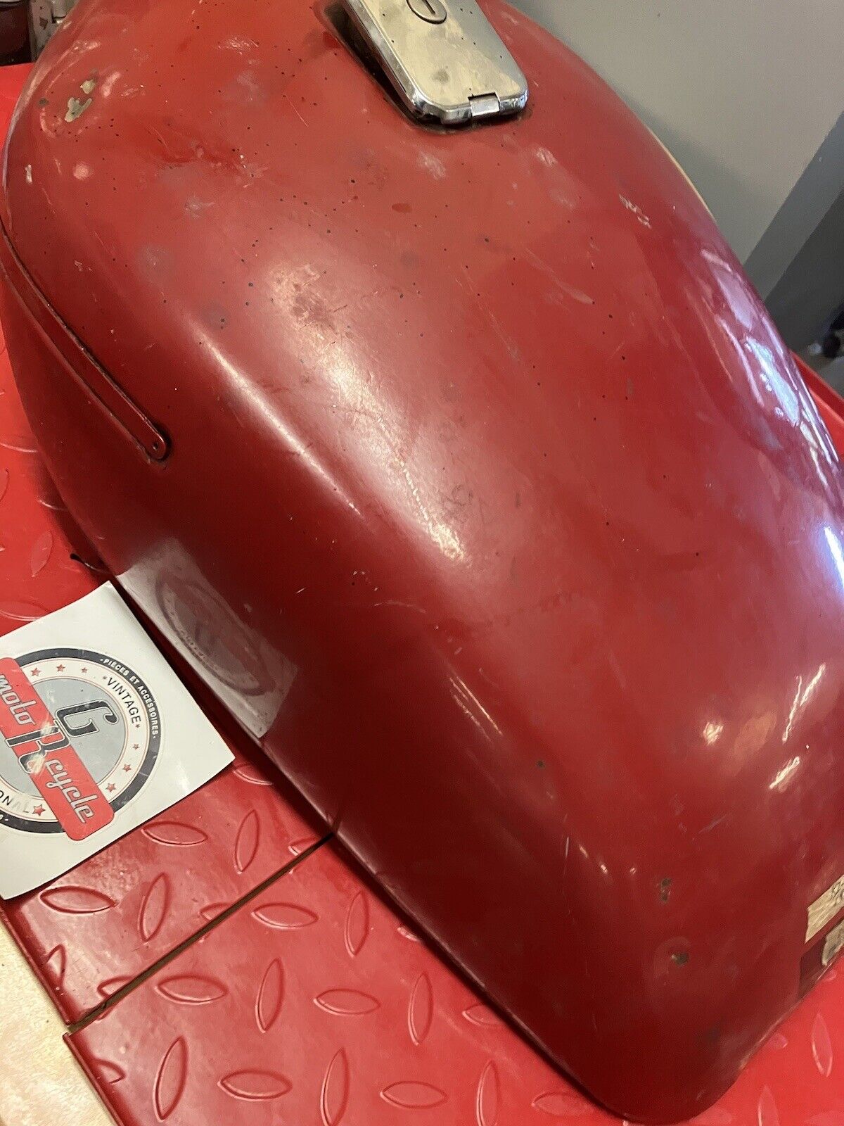 Kawasaki KZ750E 1980 Fuel tank gas petrol reservoir