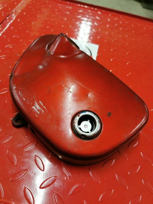 Yamaha YDS3 1966 oil tank YM1