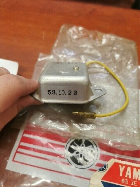 NOS Yamaha DT125 VOLTAGE REGULATOR 498-81910-22-00 SUB 443-81910-62-00 Y164
