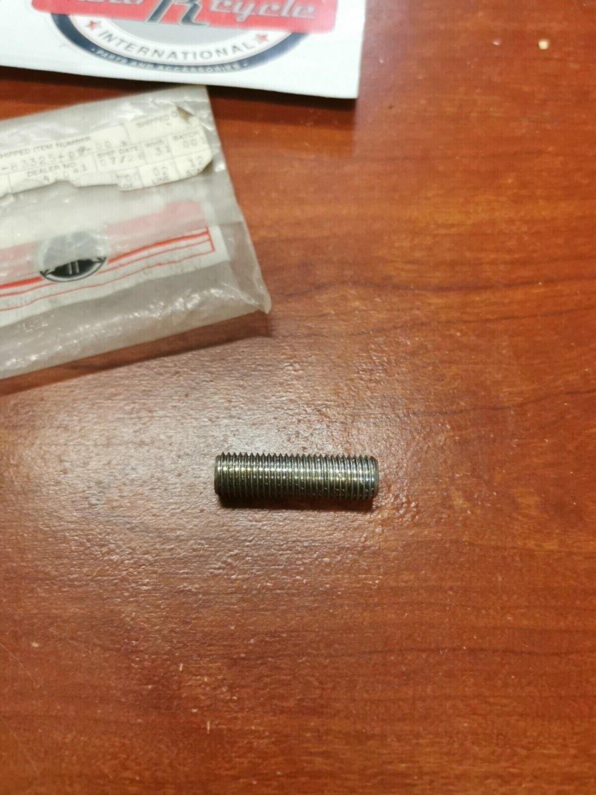 NOS YAMAHA XJ650 XS1100 FLASHER STAY FITTING BOLT 2H7-83325-00-00 Y72