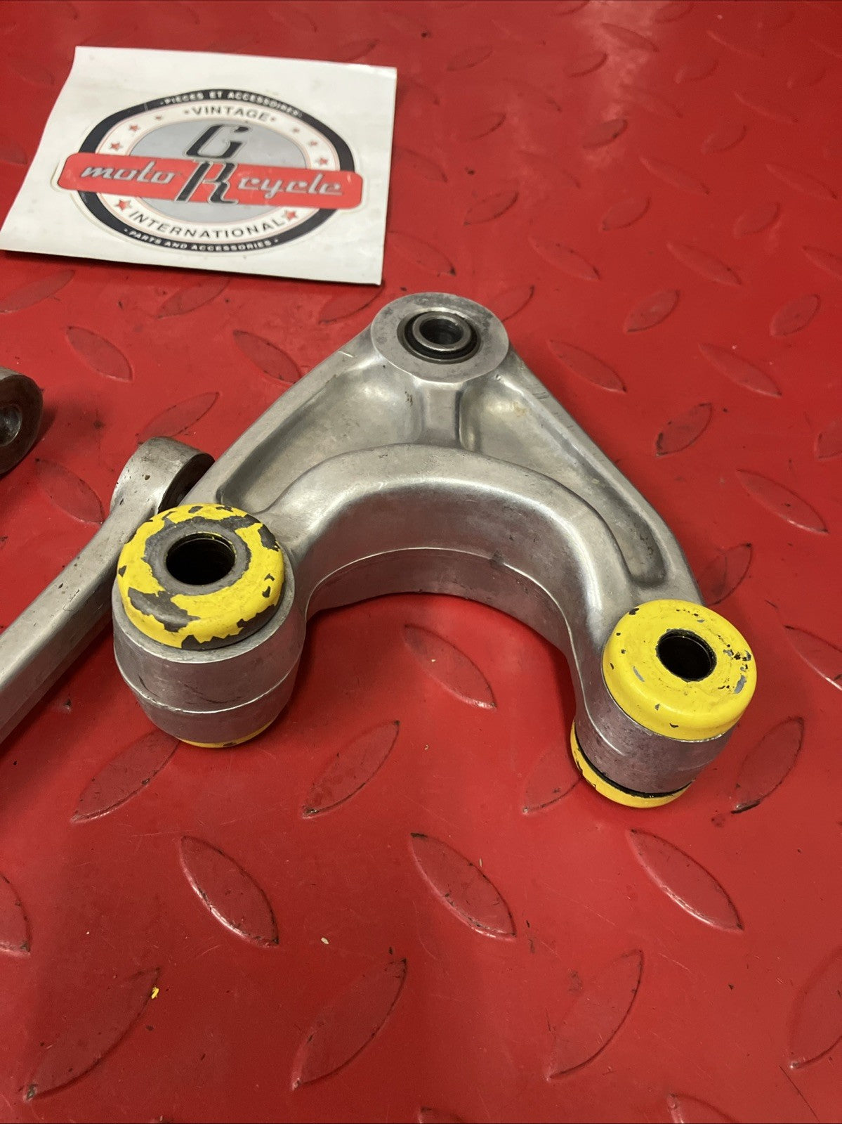 Honda CR250R 1984 Rear suspension shock absorber swingarm linkage CR125R CR500R