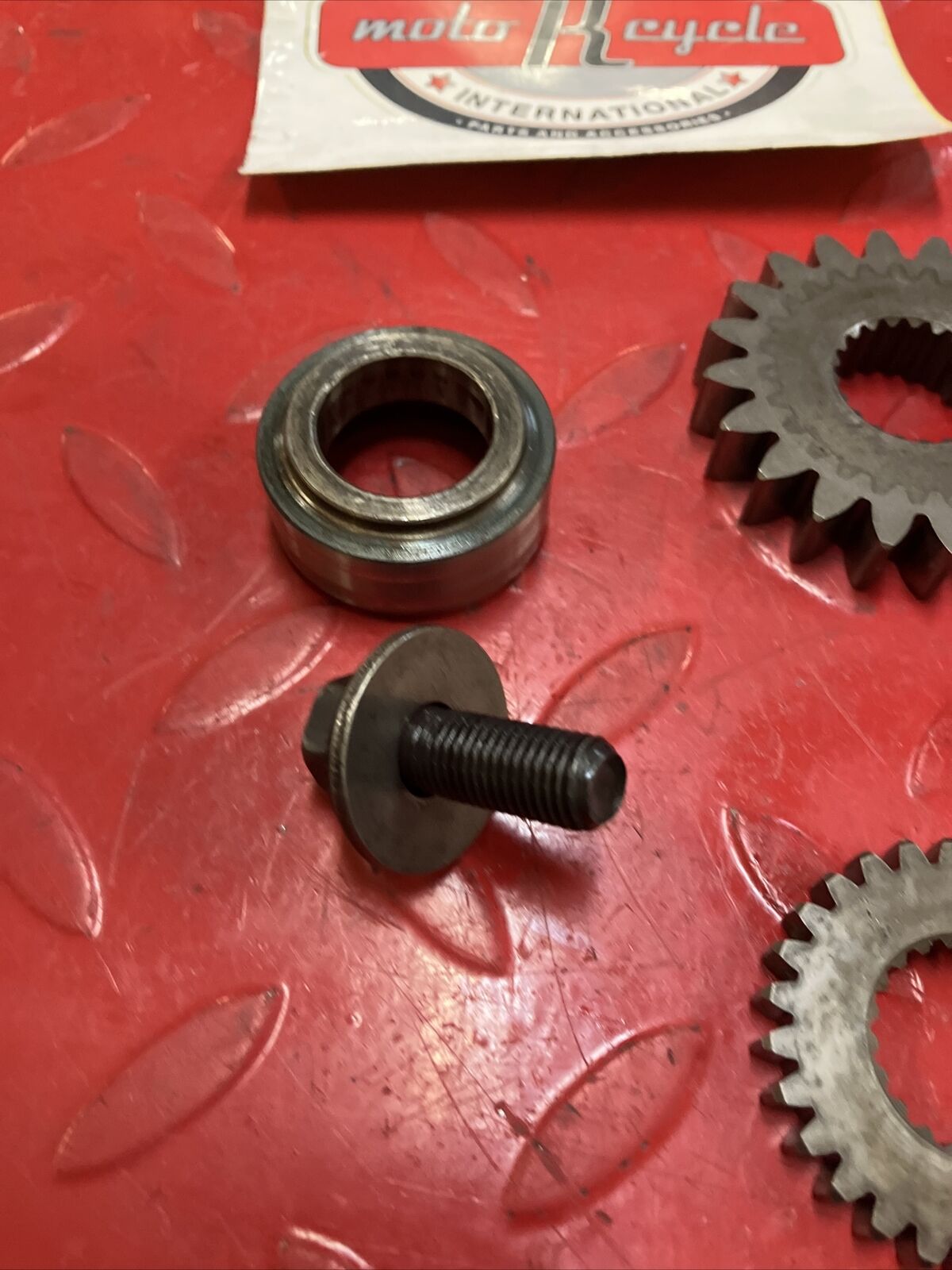 Honda CR250R 1982 primary water pump drive gear 19231-KA4-000