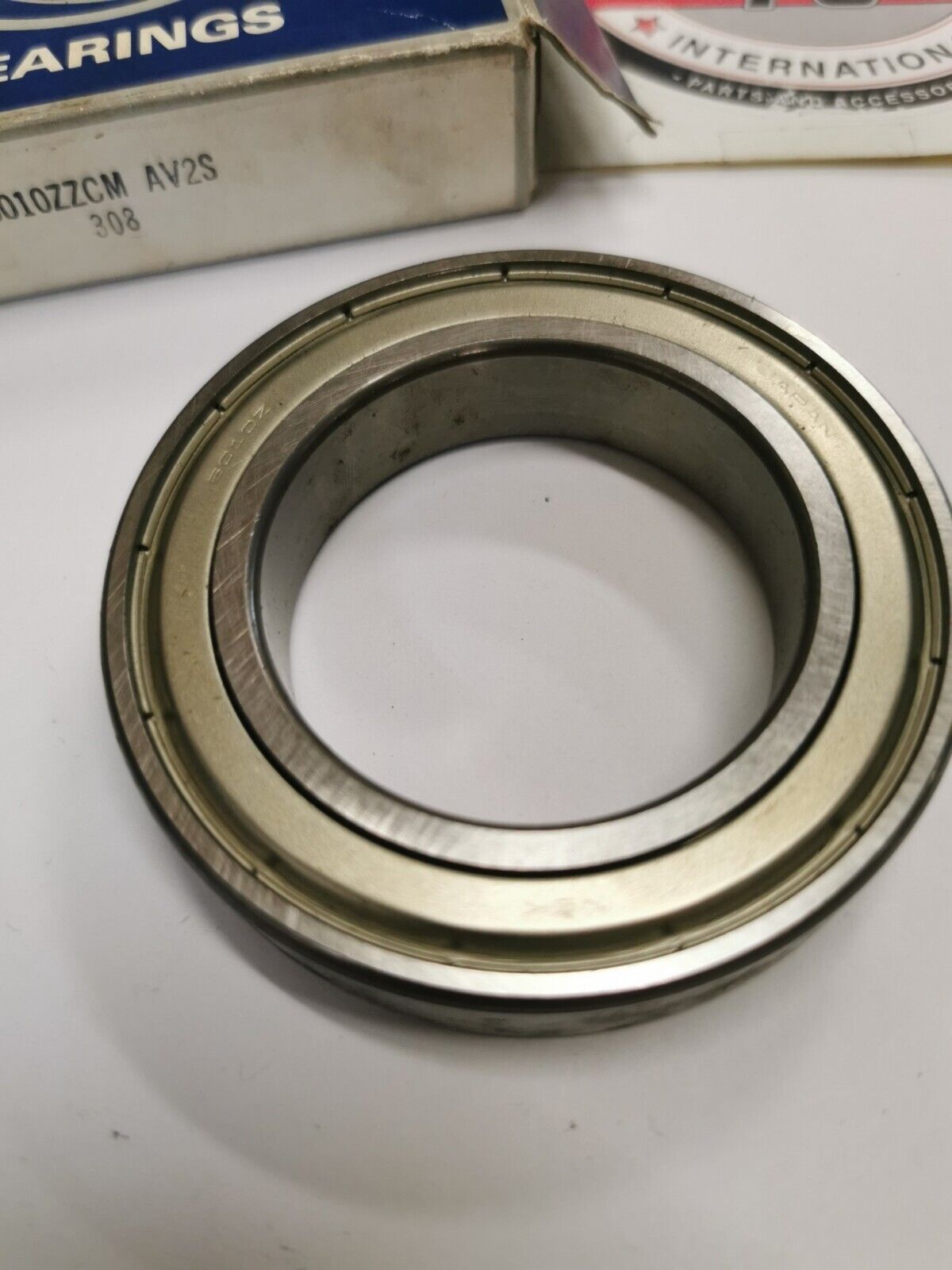 NOS NSK BERING 6010ZZCM AV2S J18