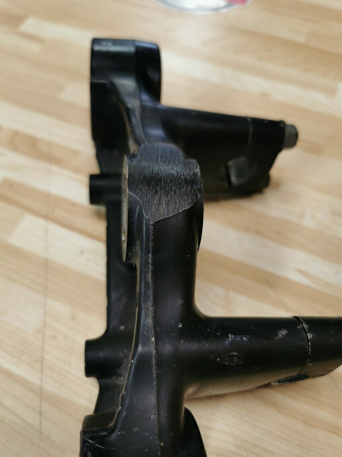 Yamaha YZ125 1987 steering stem triple tree crown top bridge handlebar 1988 yz25