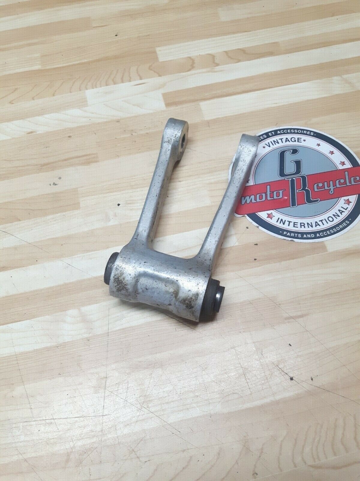 Honda CR125R 1983 rear shock absorber connecting rod linkage arm