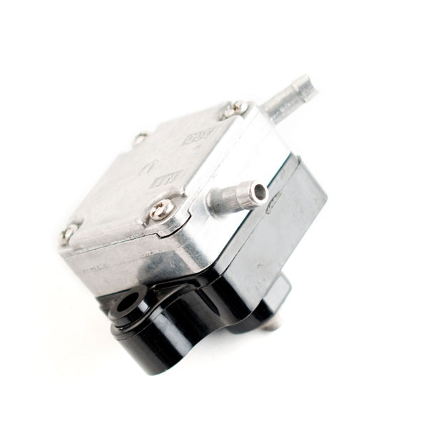 WSM FUEL PUMP MERCU/YAM 9.9-20HP 600-098