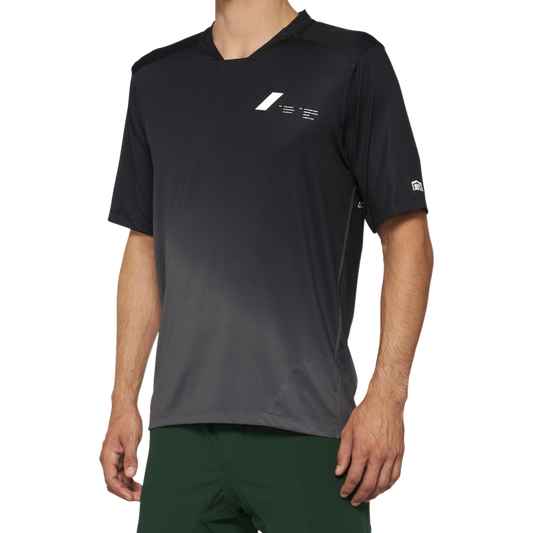 100% CELIUM SHORT SLEEVE JERSEY BLACK/CHARCOAL - S 40011-00000