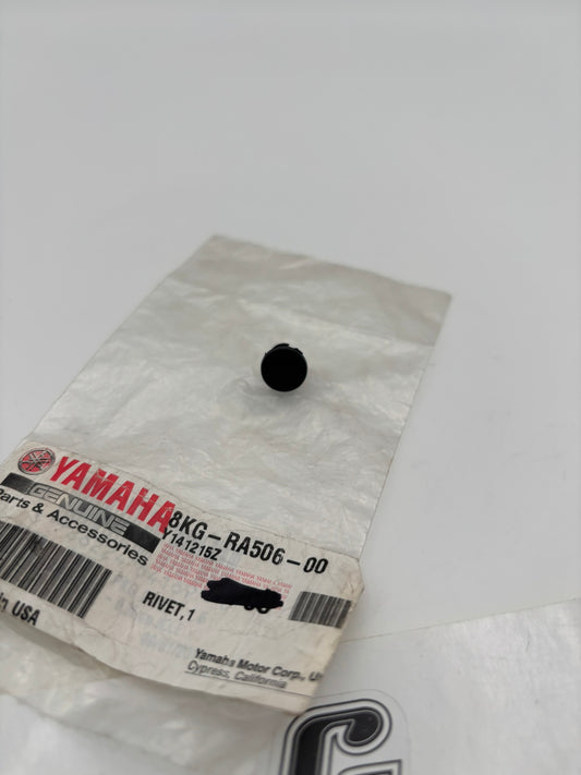 YAMAHA RIVET 1 8KG-RA506-00-00 Y203