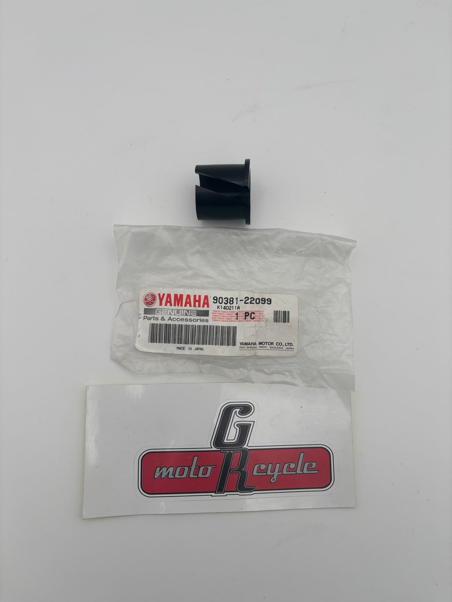 YAMAHA SOLID BUSH (8CM) 90381-22099-00 Y207
